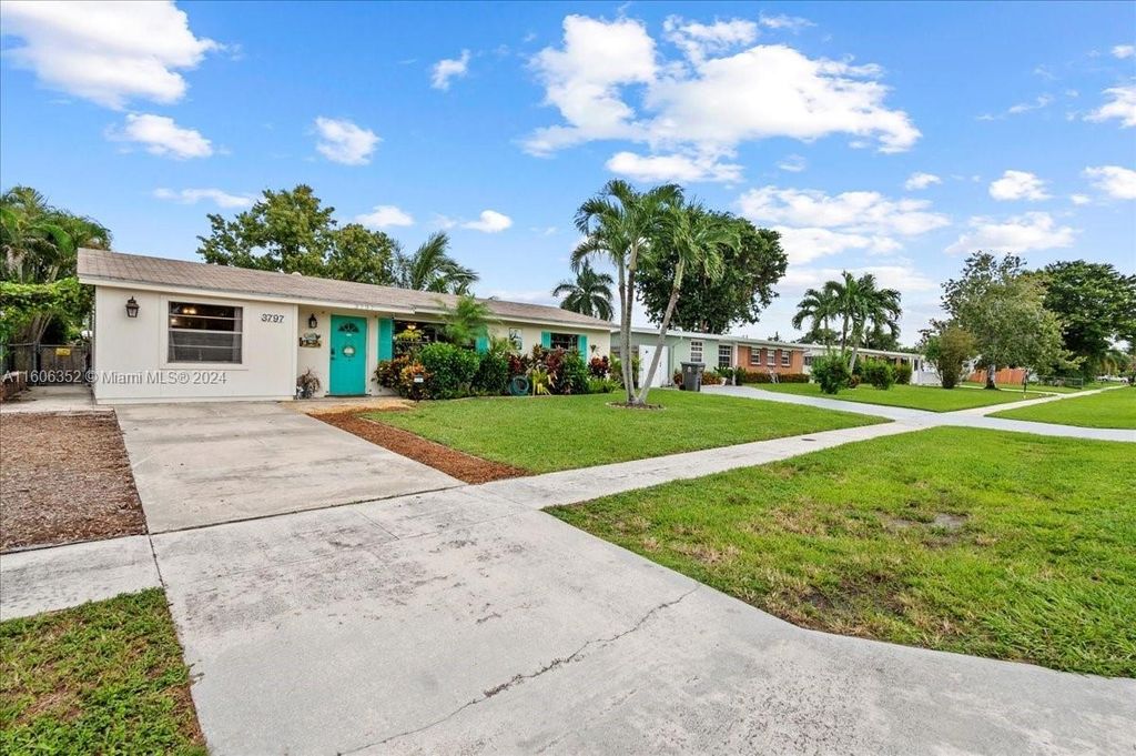 Photo of 3797 Catalina Rd, West Palm Beach, FL 33410 (MLS # A11606352)