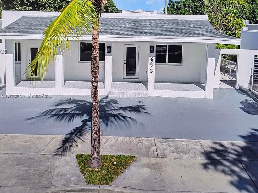 2273 Sw 5th St 3, Miami, Broward County, Florida - 1 Bedrooms  
1 Bathrooms - 