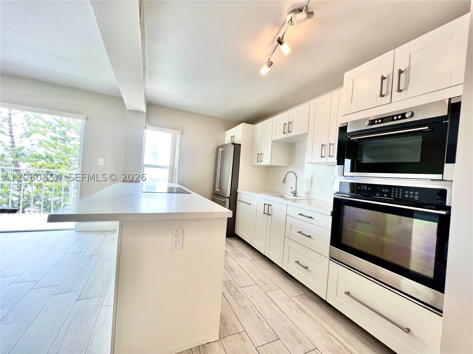1300 Alton Rd 6C