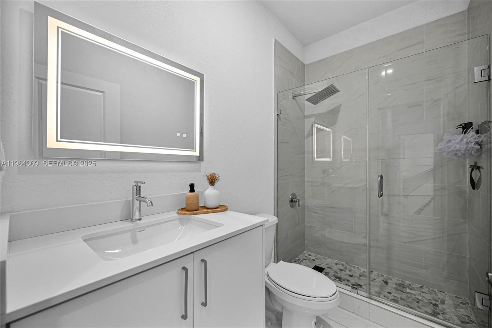 SOUTHERN COVE - Residential