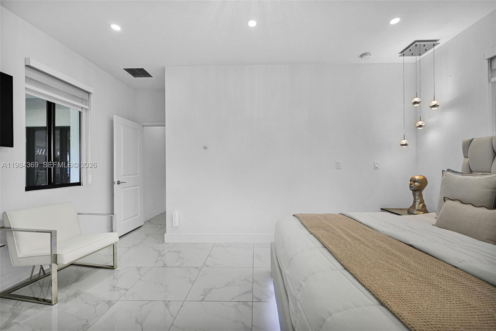 SOUTHERN COVE - Residential