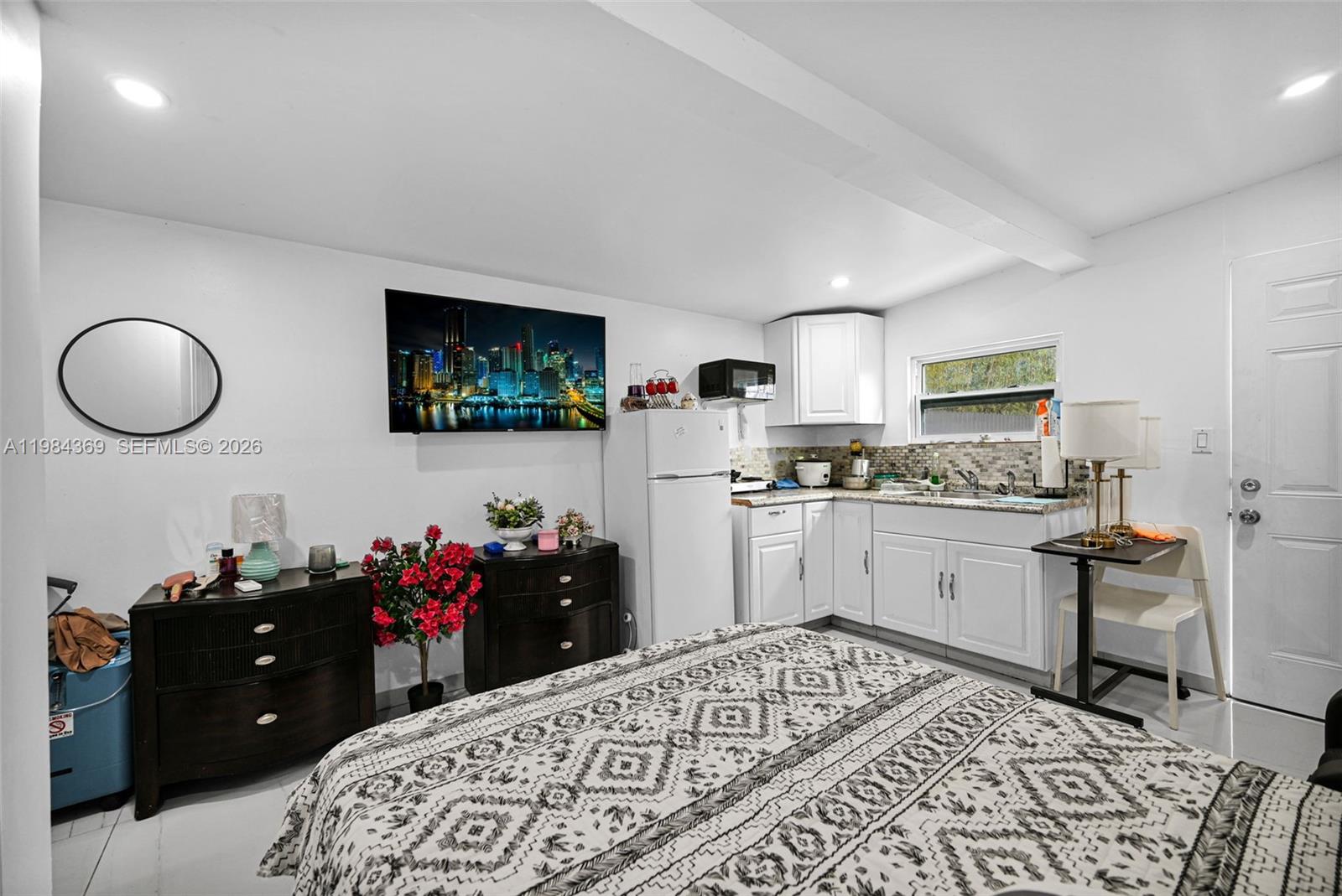 SOUTHERN COVE - Residential