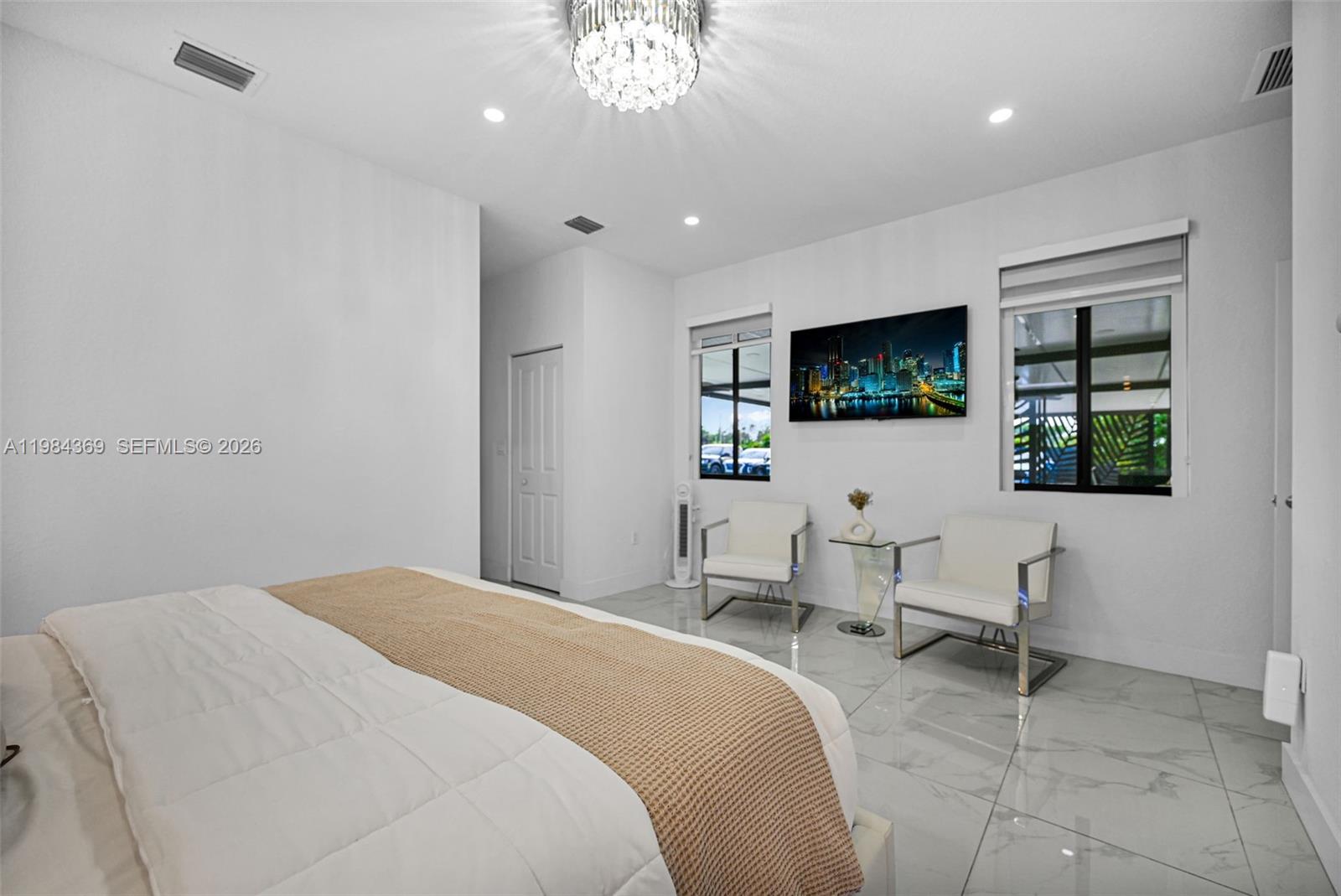 SOUTHERN COVE - Residential