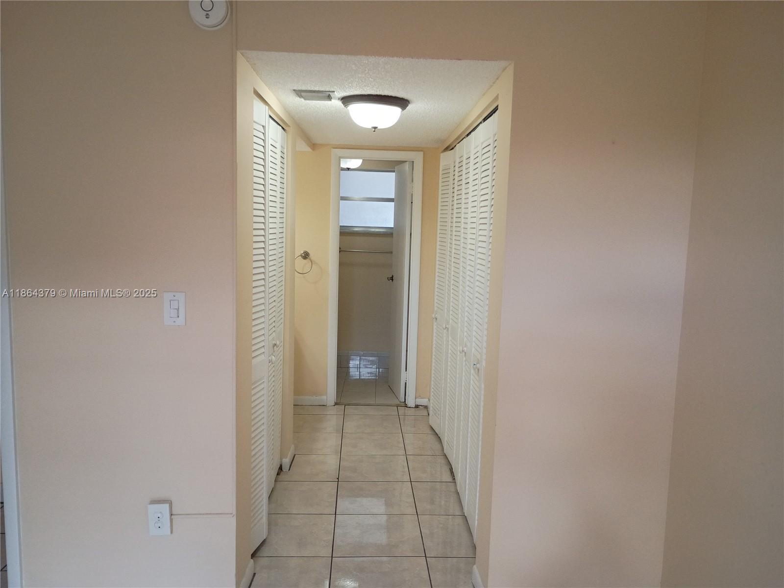 EL CONQUISTADOR SOUTH CON - Residential