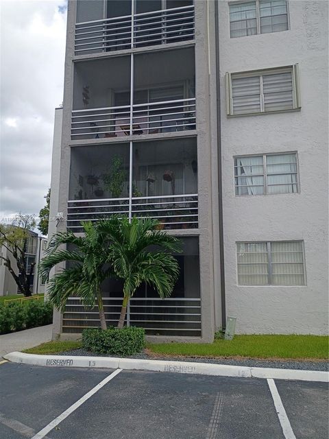 14165 SW 87th St D103 Miami FL 33183