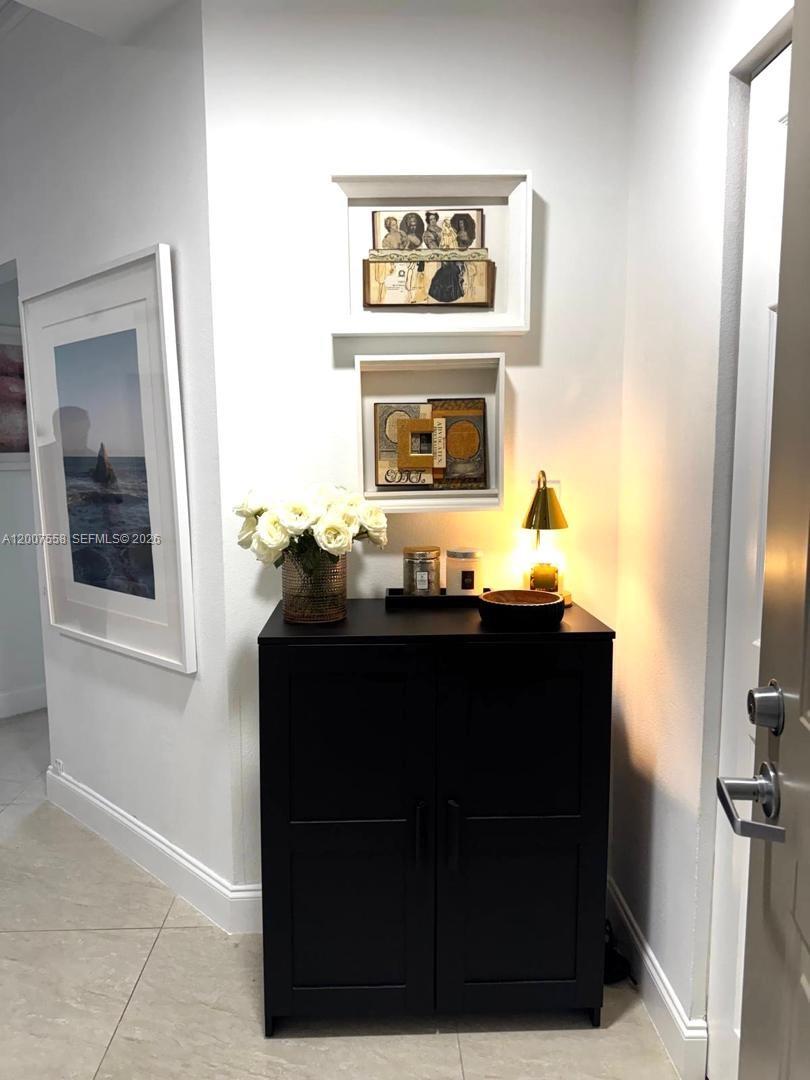 ALAQUA CONDO - Residential