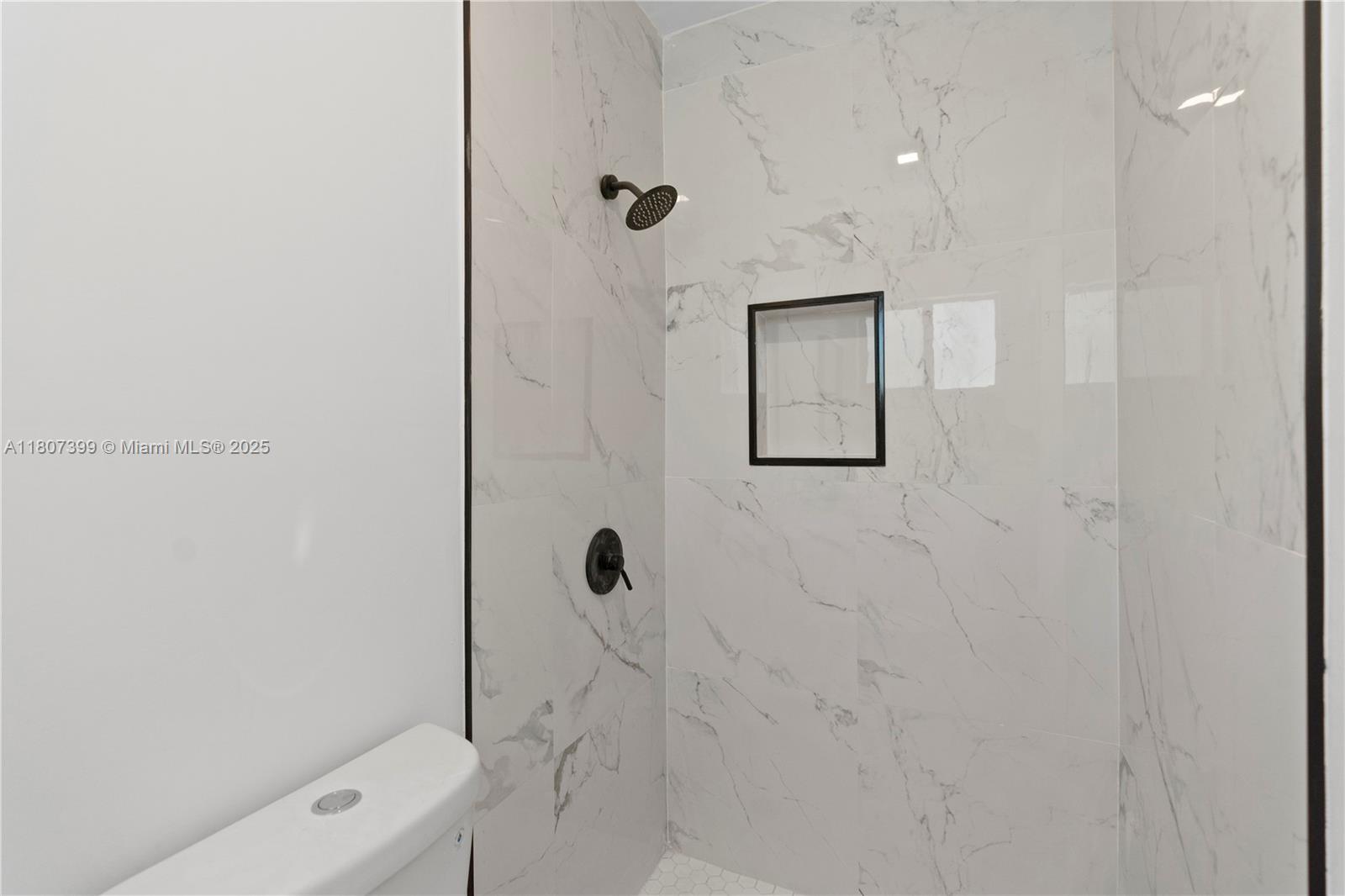 PARA VILLA HEIGHTS - Residential