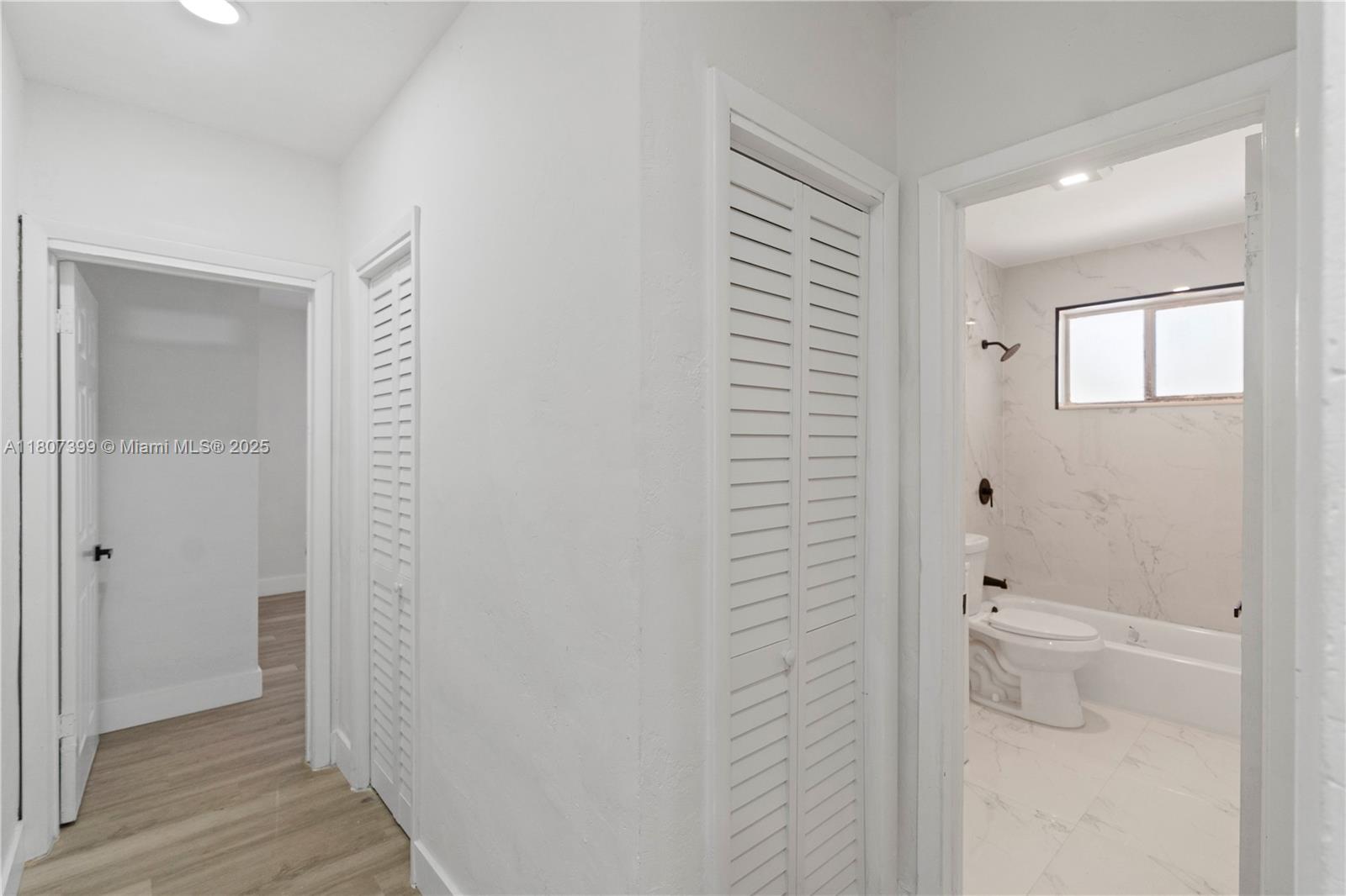 PARA VILLA HEIGHTS - Residential