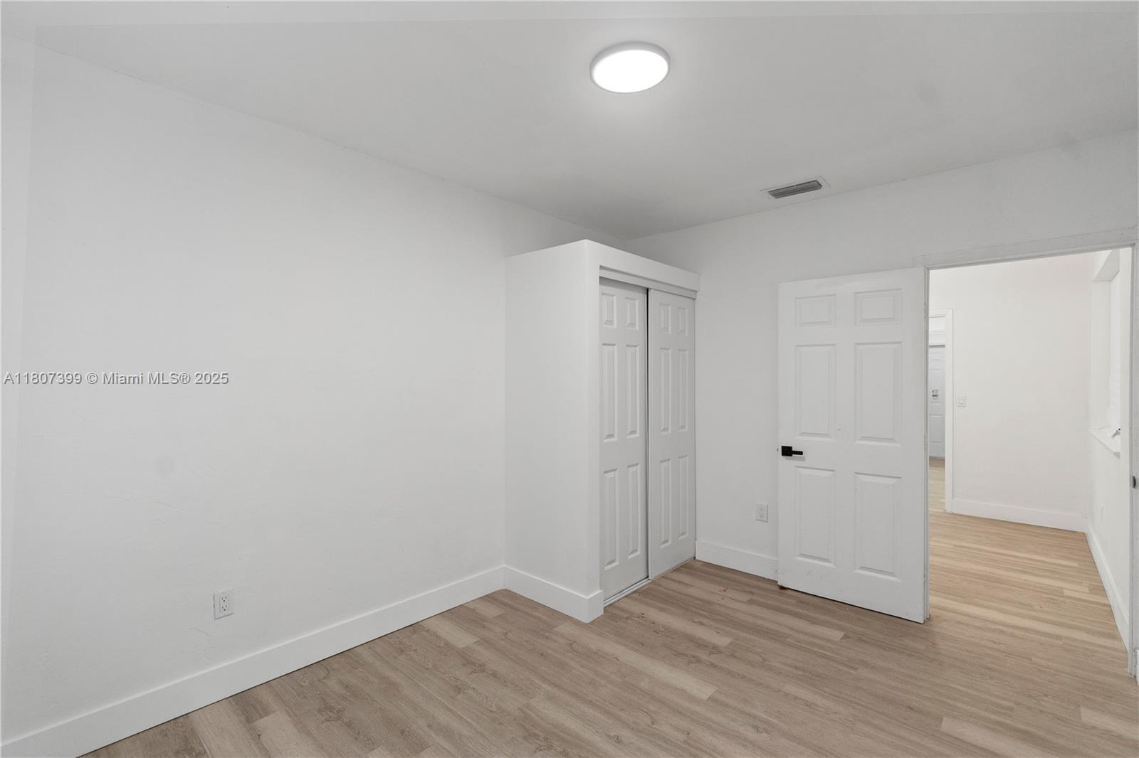 PARA VILLA HEIGHTS - Residential