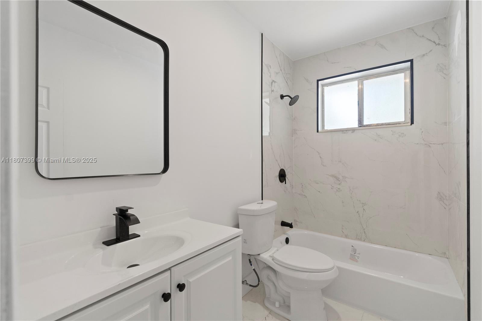 PARA VILLA HEIGHTS - Residential