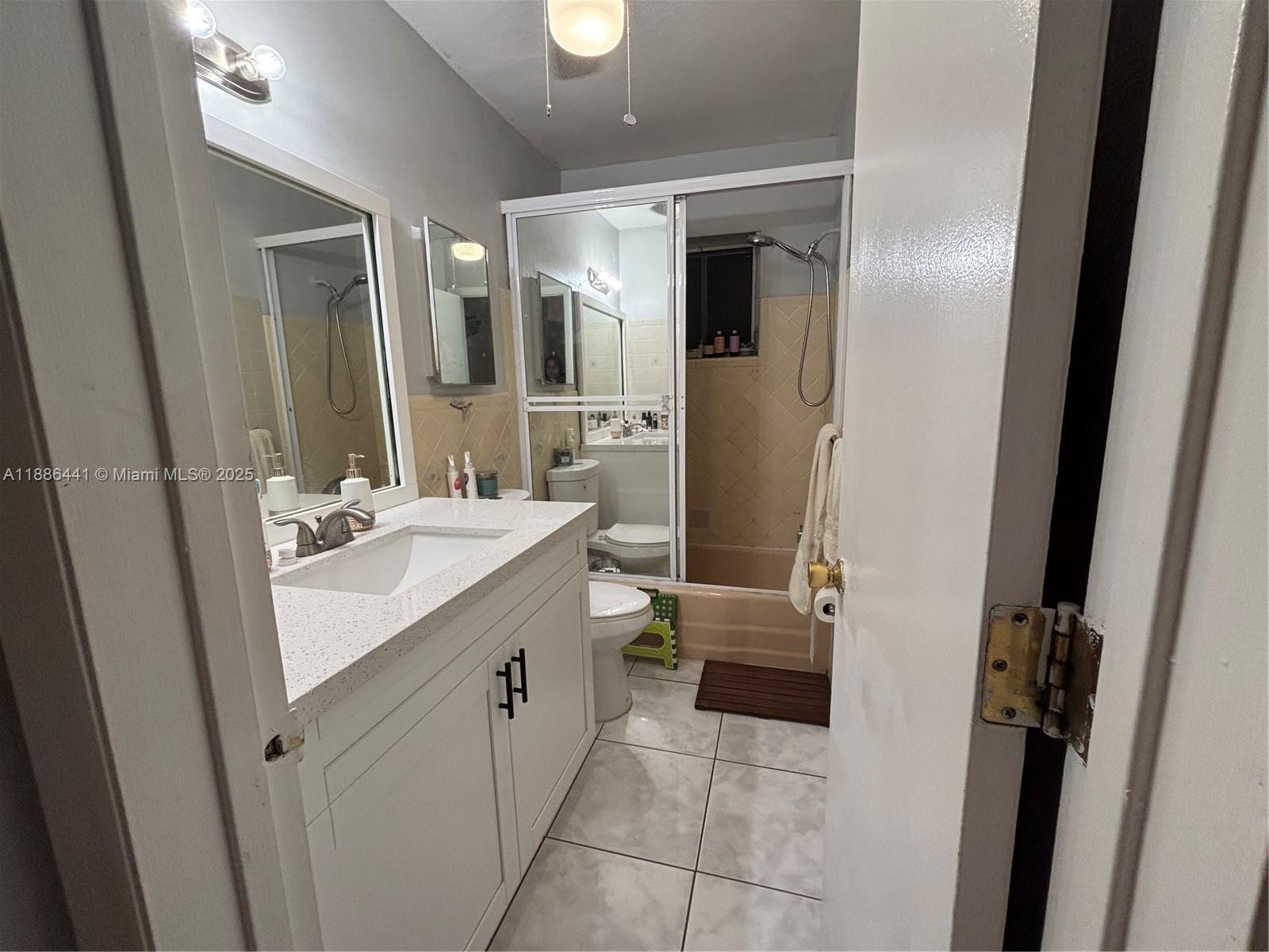 TOWN & COUNTRY APTS CONDO - Residential