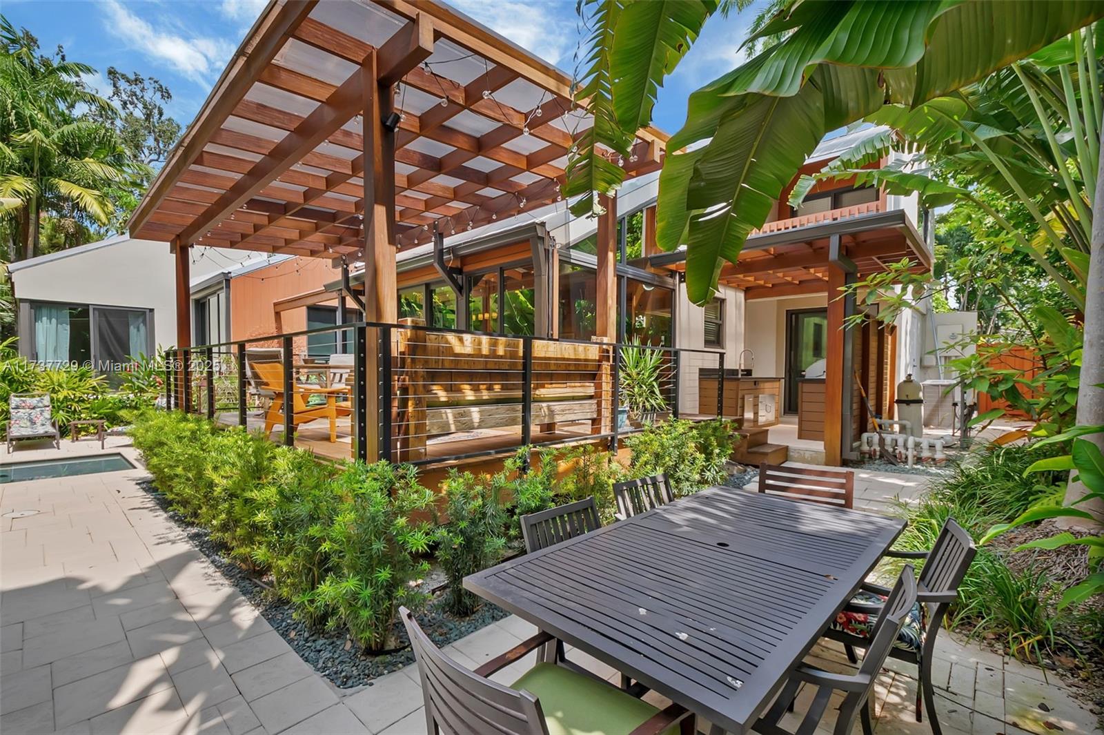 FOUR WAY LODGE ESTS 2ND A - Residential Lease