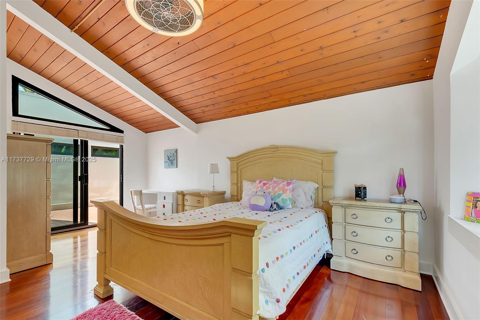 FOUR WAY LODGE ESTS 2ND A - Residential Lease