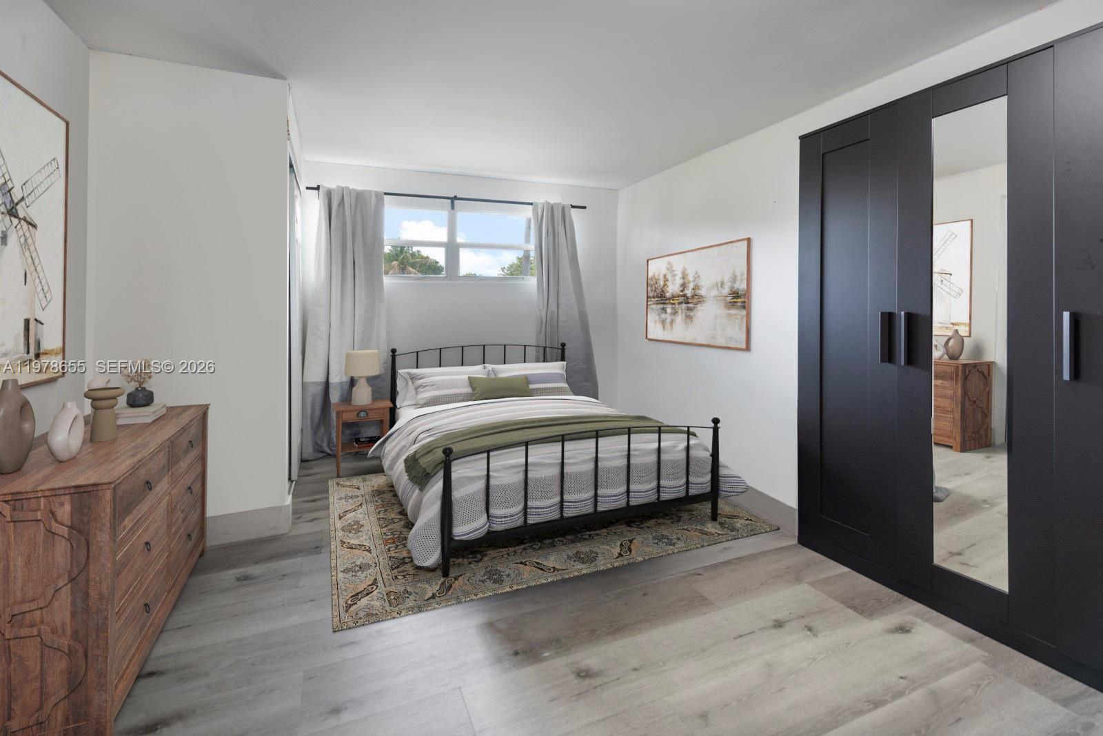 MELROSE MANOR - Residential