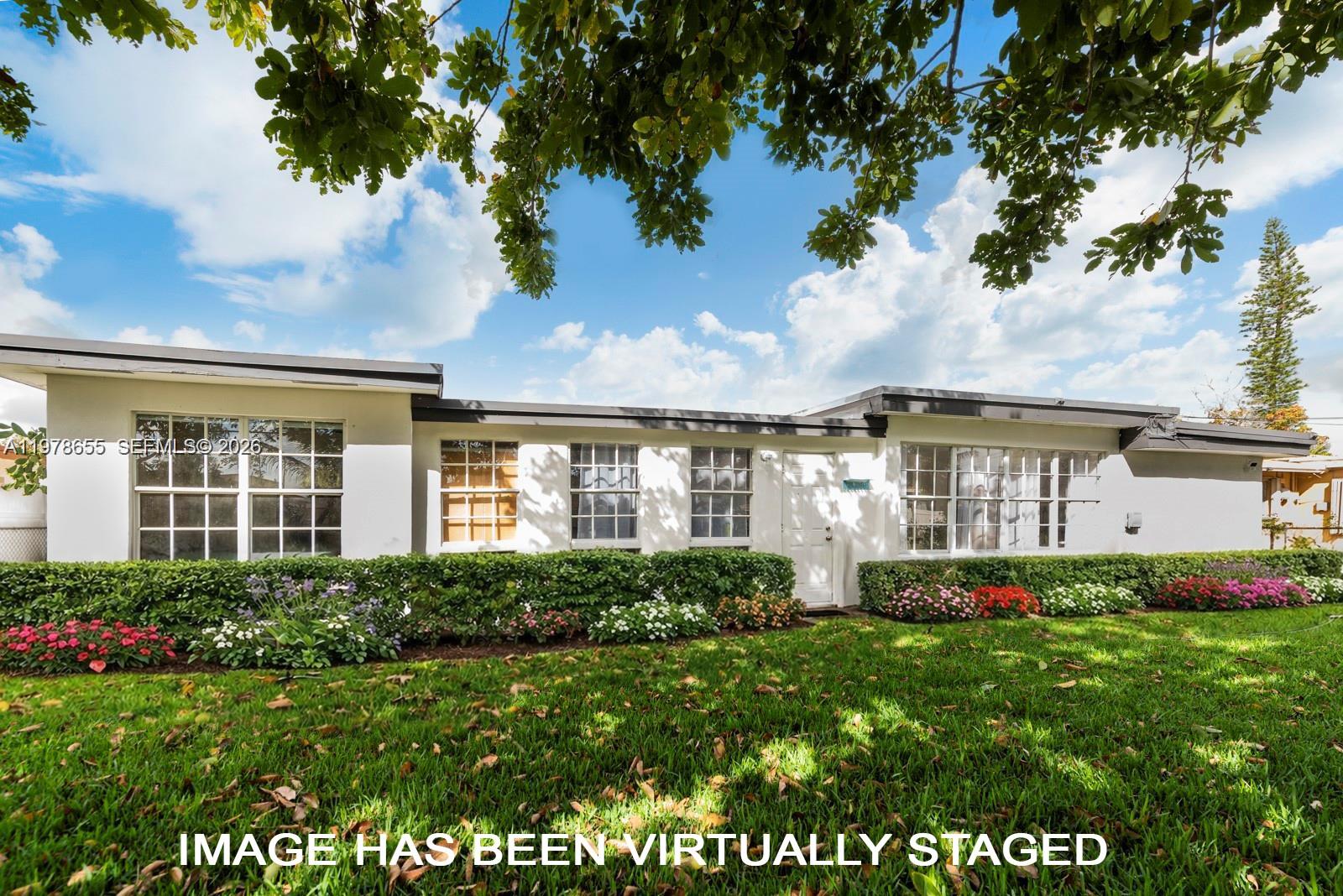 MELROSE MANOR - Residential