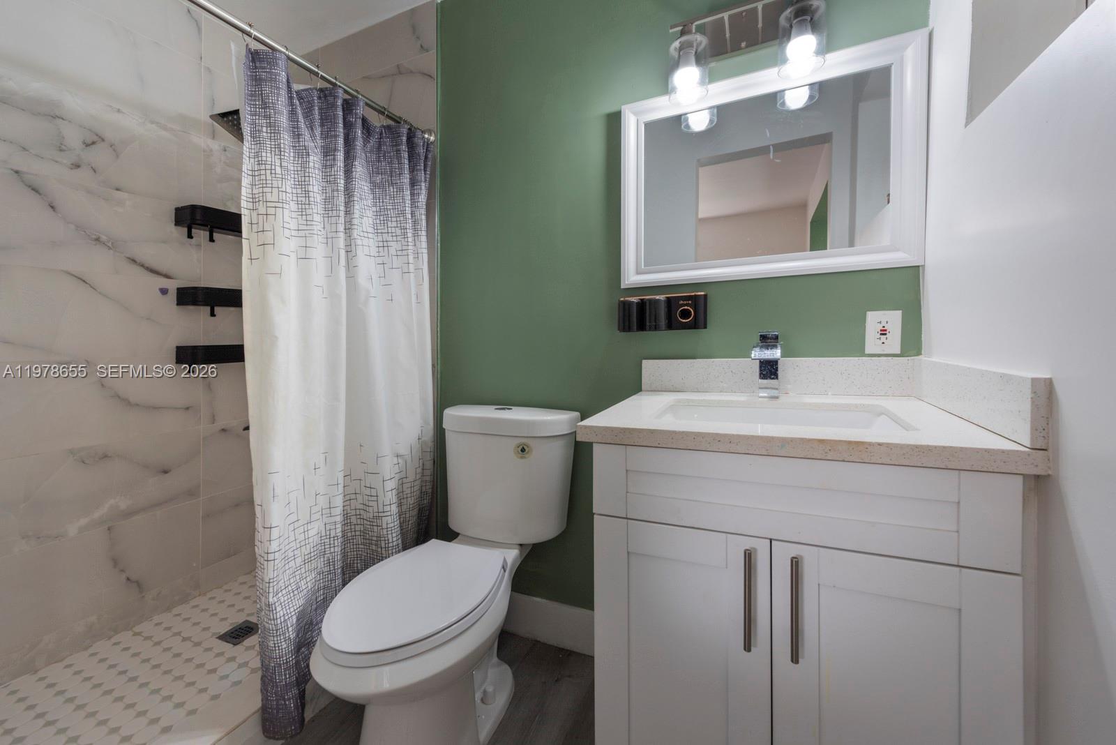 MELROSE MANOR - Residential