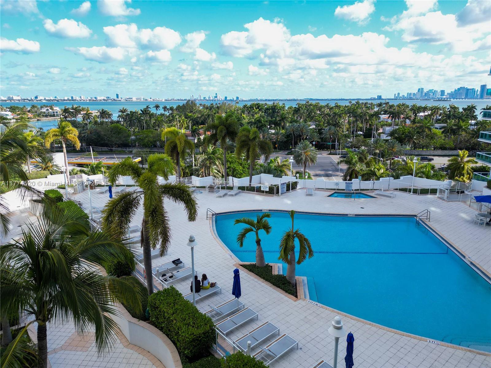 360 CONDO A - Residential