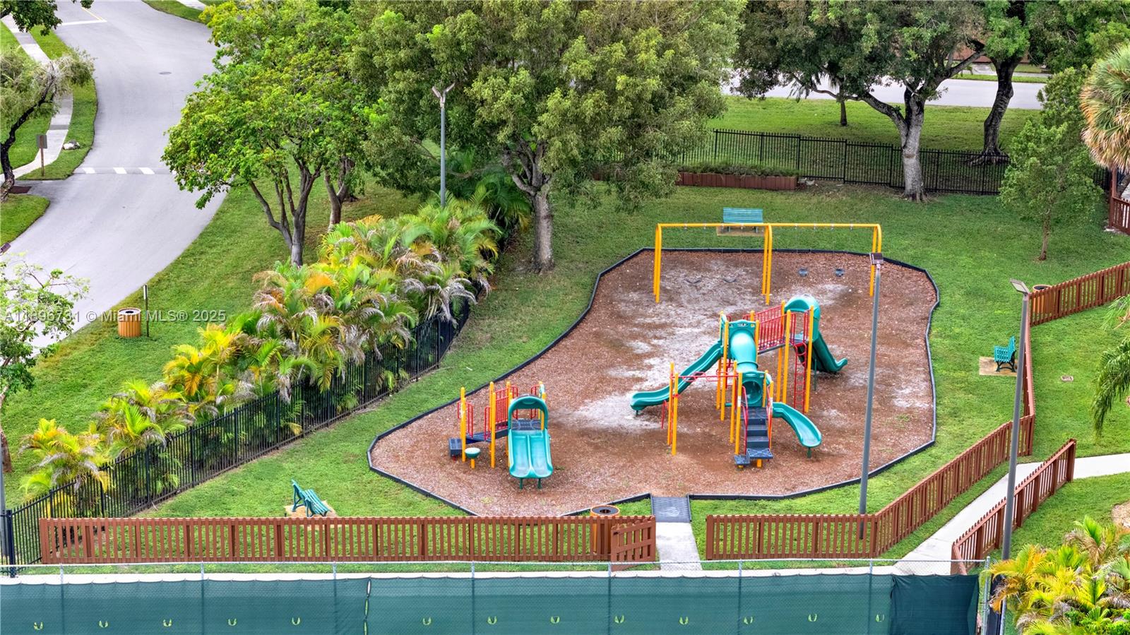 SNAPPER VILLAGE CONDO PHA - Residential