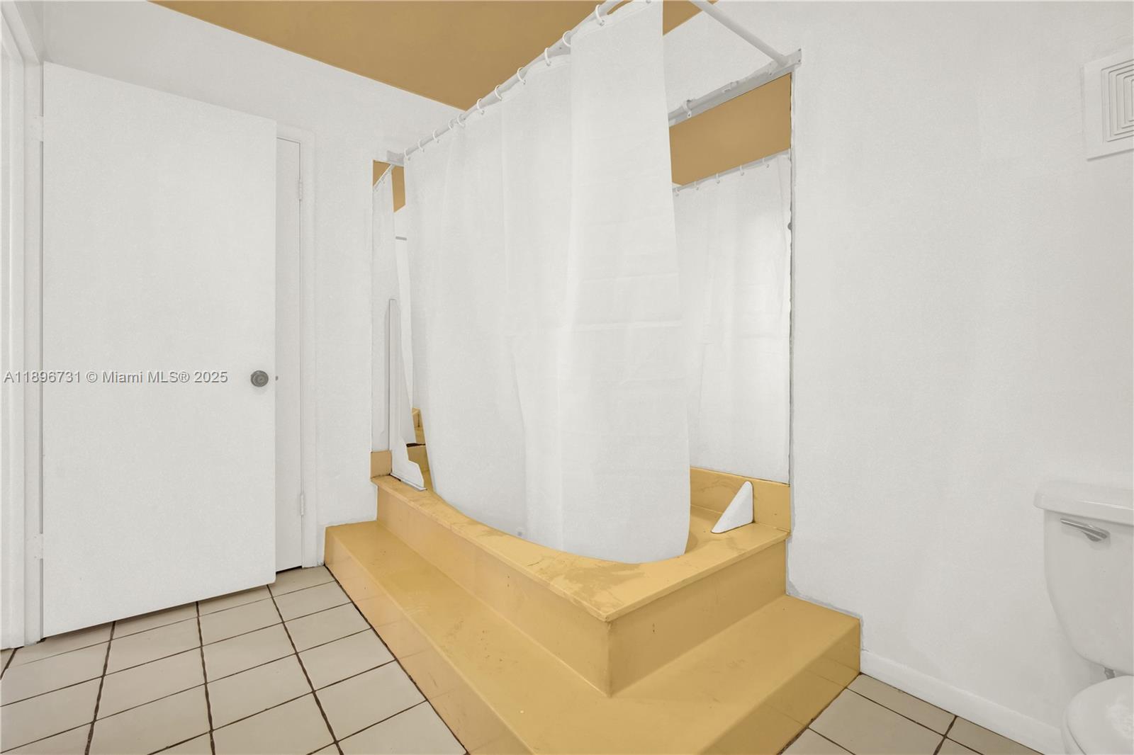 SNAPPER VILLAGE CONDO PHA - Residential