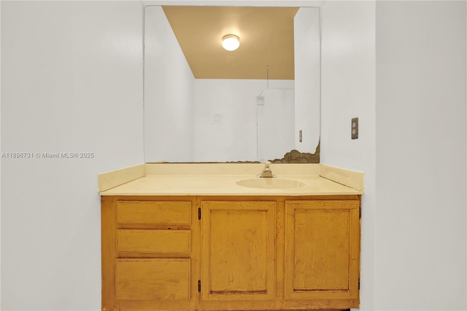 SNAPPER VILLAGE CONDO PHA - Residential