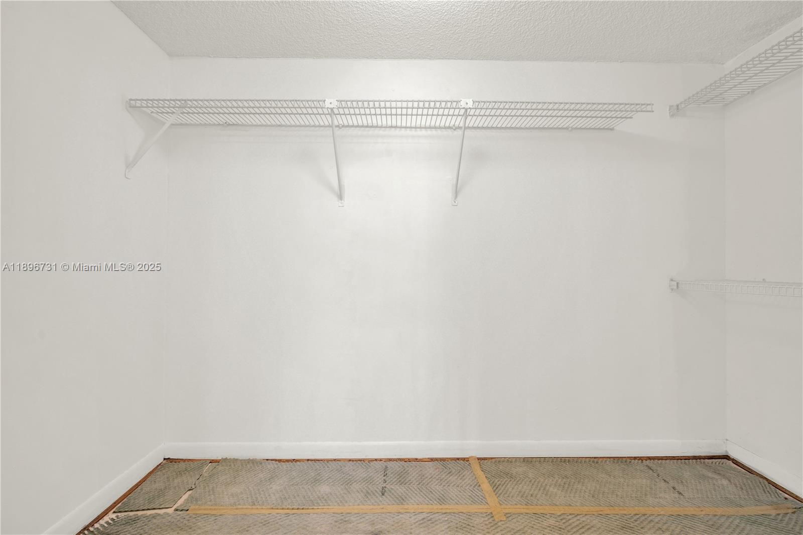 SNAPPER VILLAGE CONDO PHA - Residential