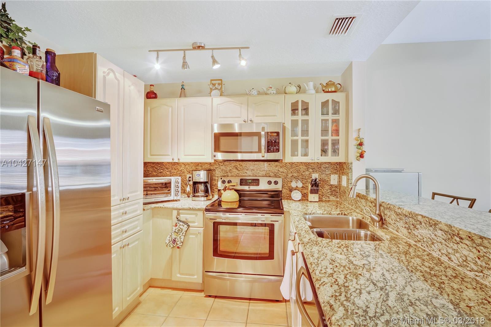 THE GATES AT DORAL ISLES - Residential