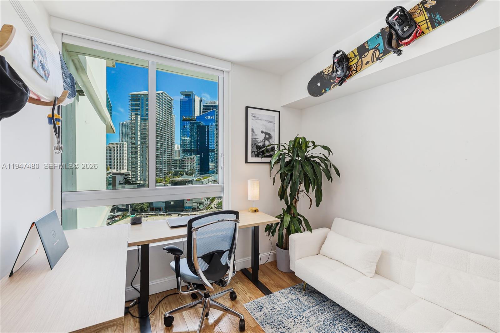 WIND CONDO - Residential