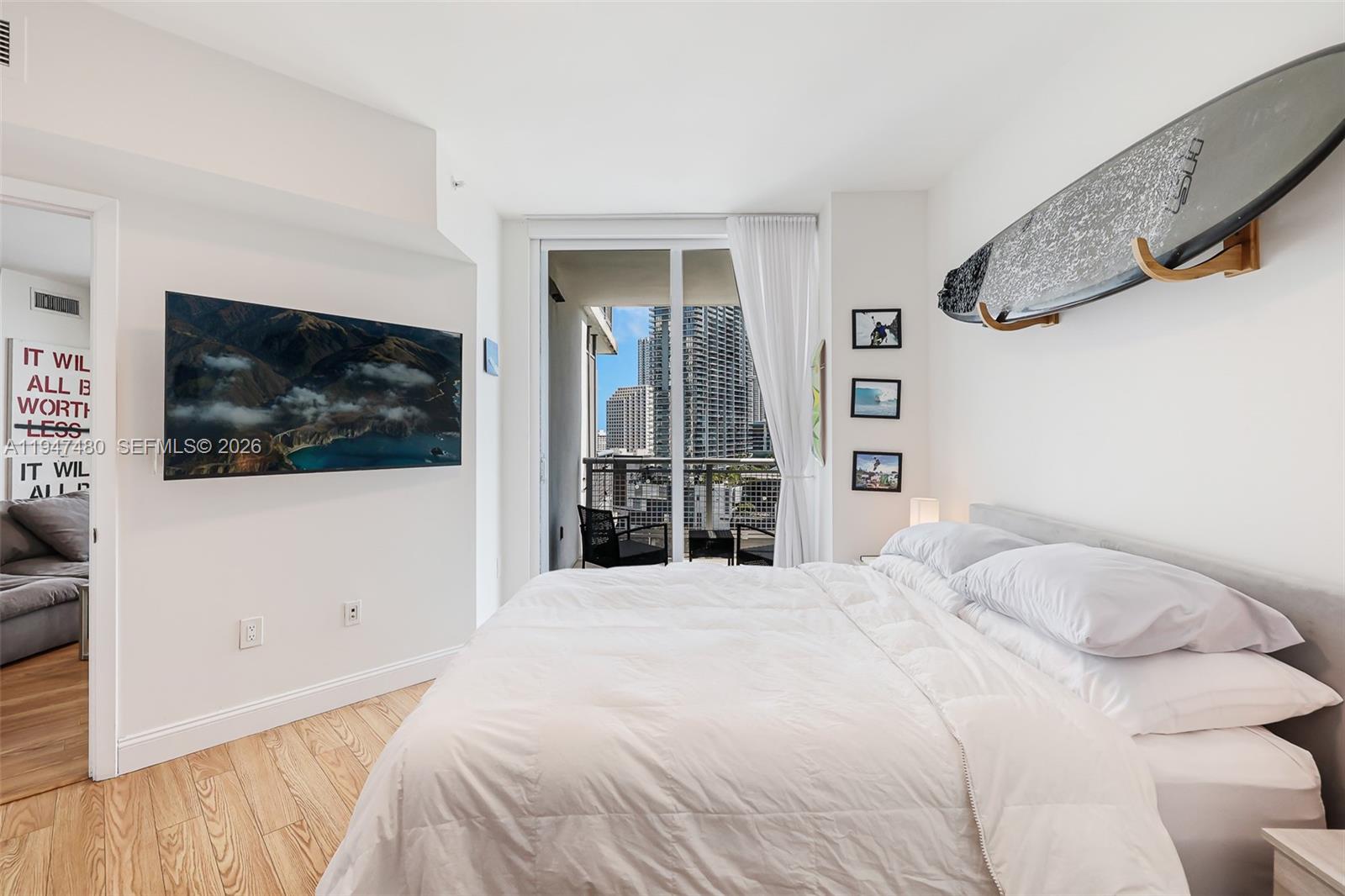 WIND CONDO - Residential