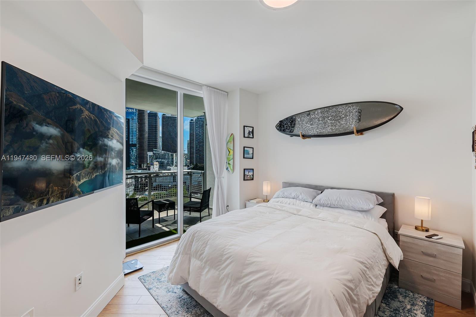 WIND CONDO - Residential