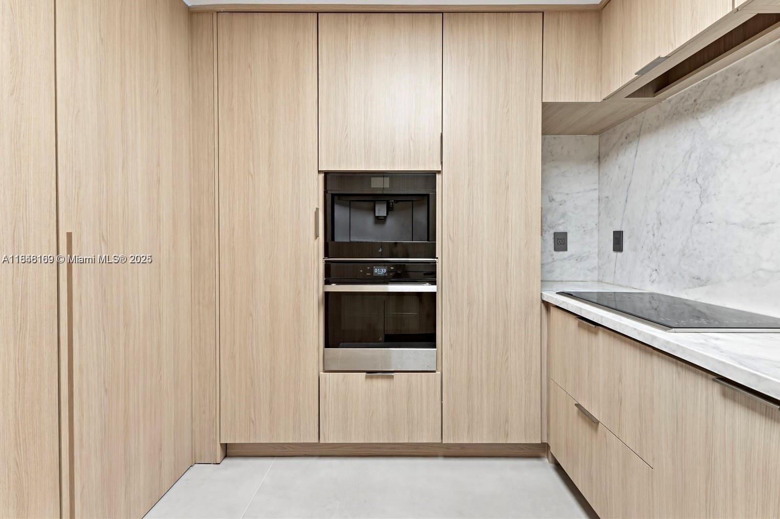 5 Island Ave 15D