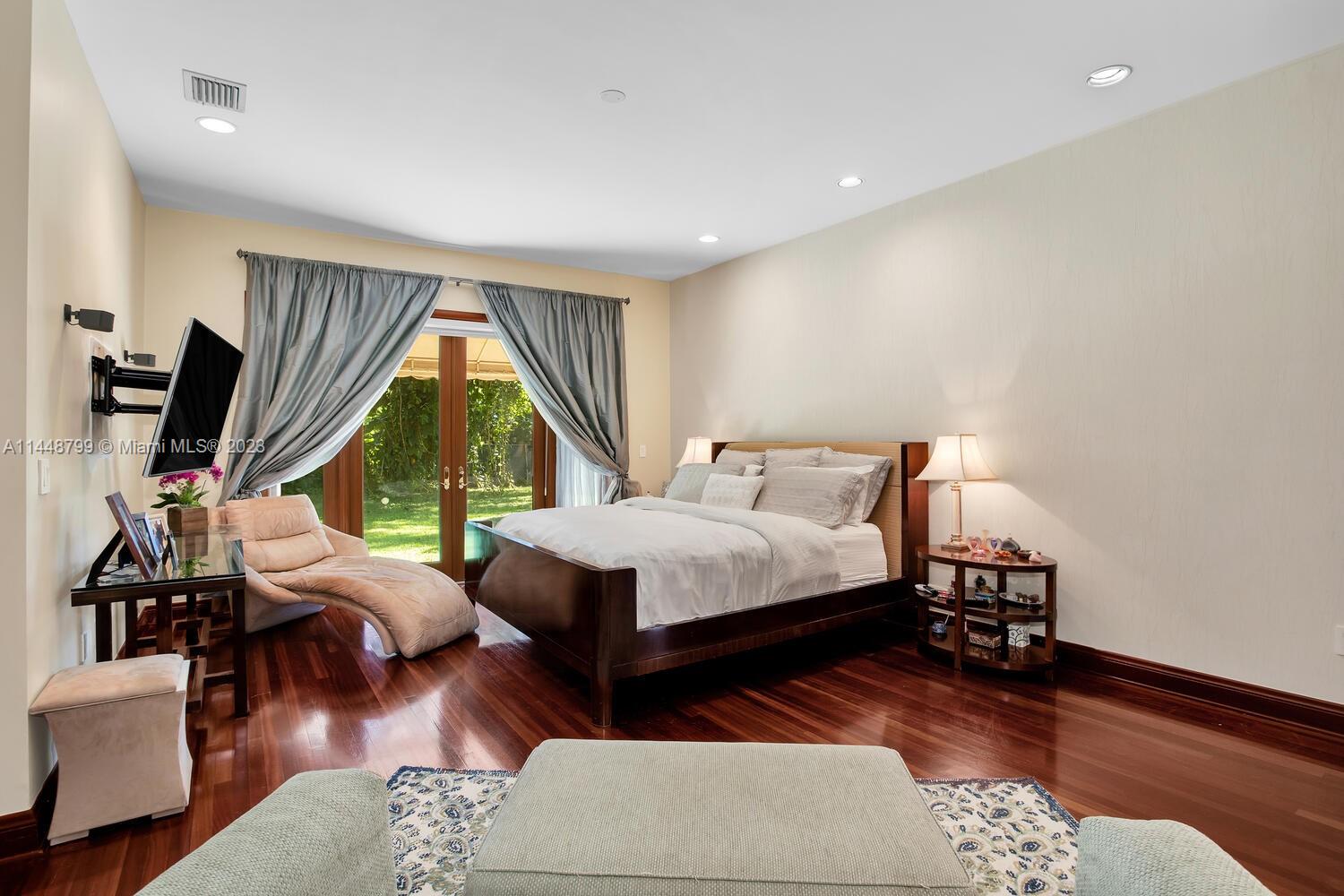 CANTERBURY ACRES - Residential