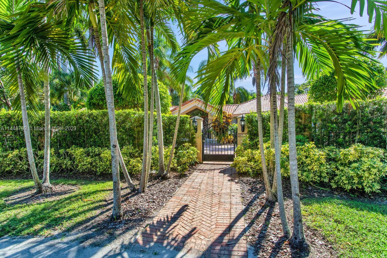 CANTERBURY ACRES - Residential