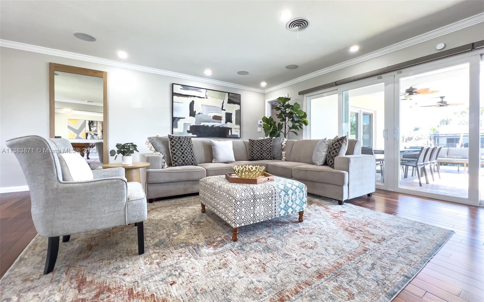 CORAL RIDGE ISLES - Residential Lease