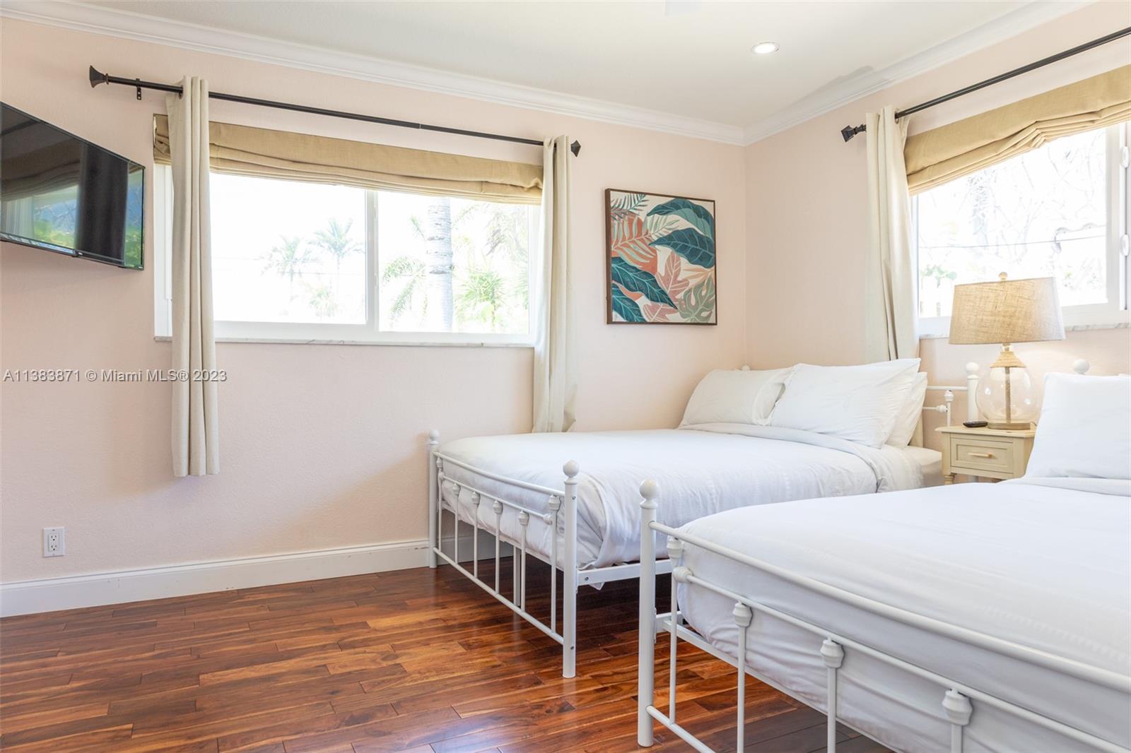 CORAL RIDGE ISLES - Residential Lease