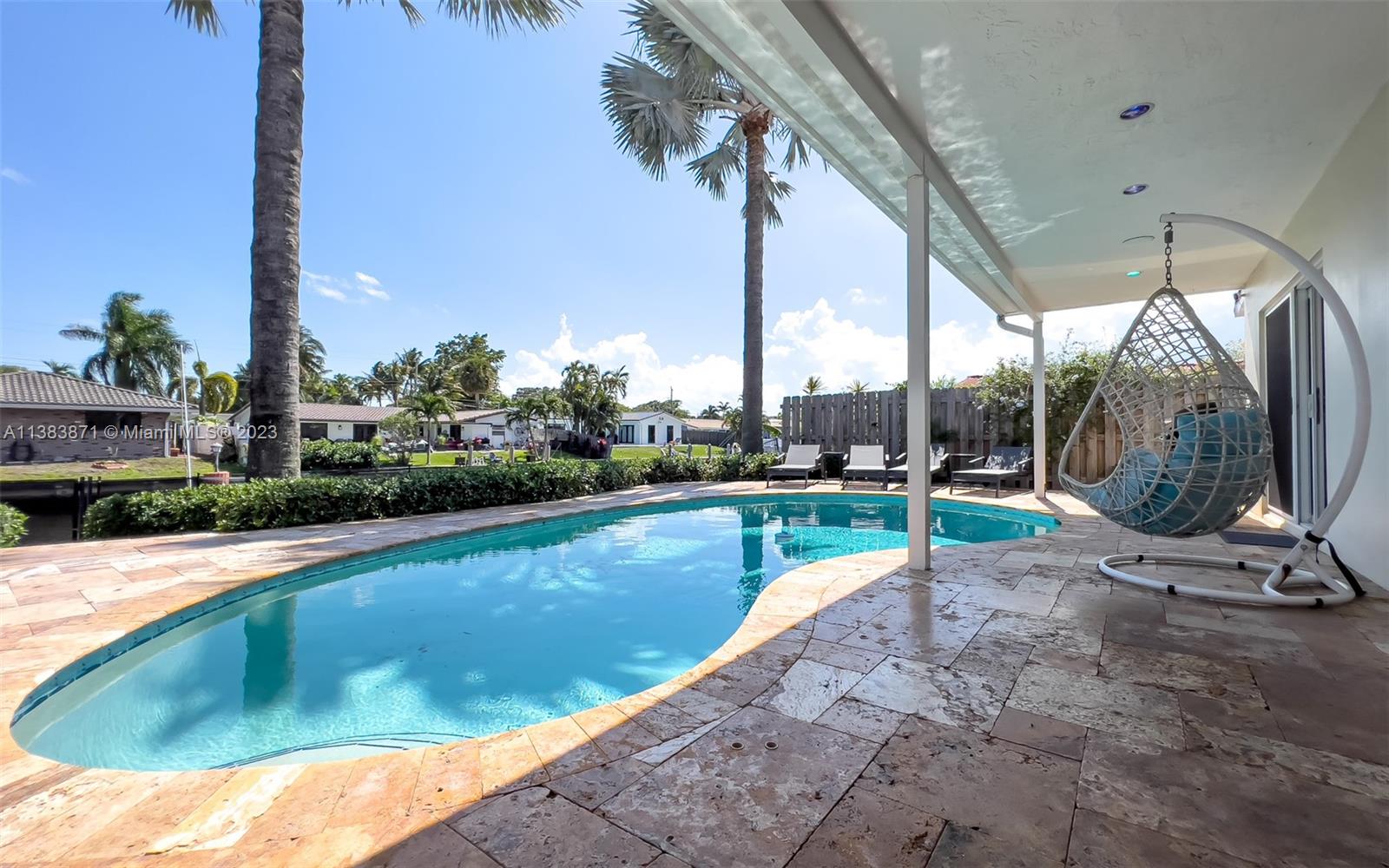 CORAL RIDGE ISLES - Residential Lease