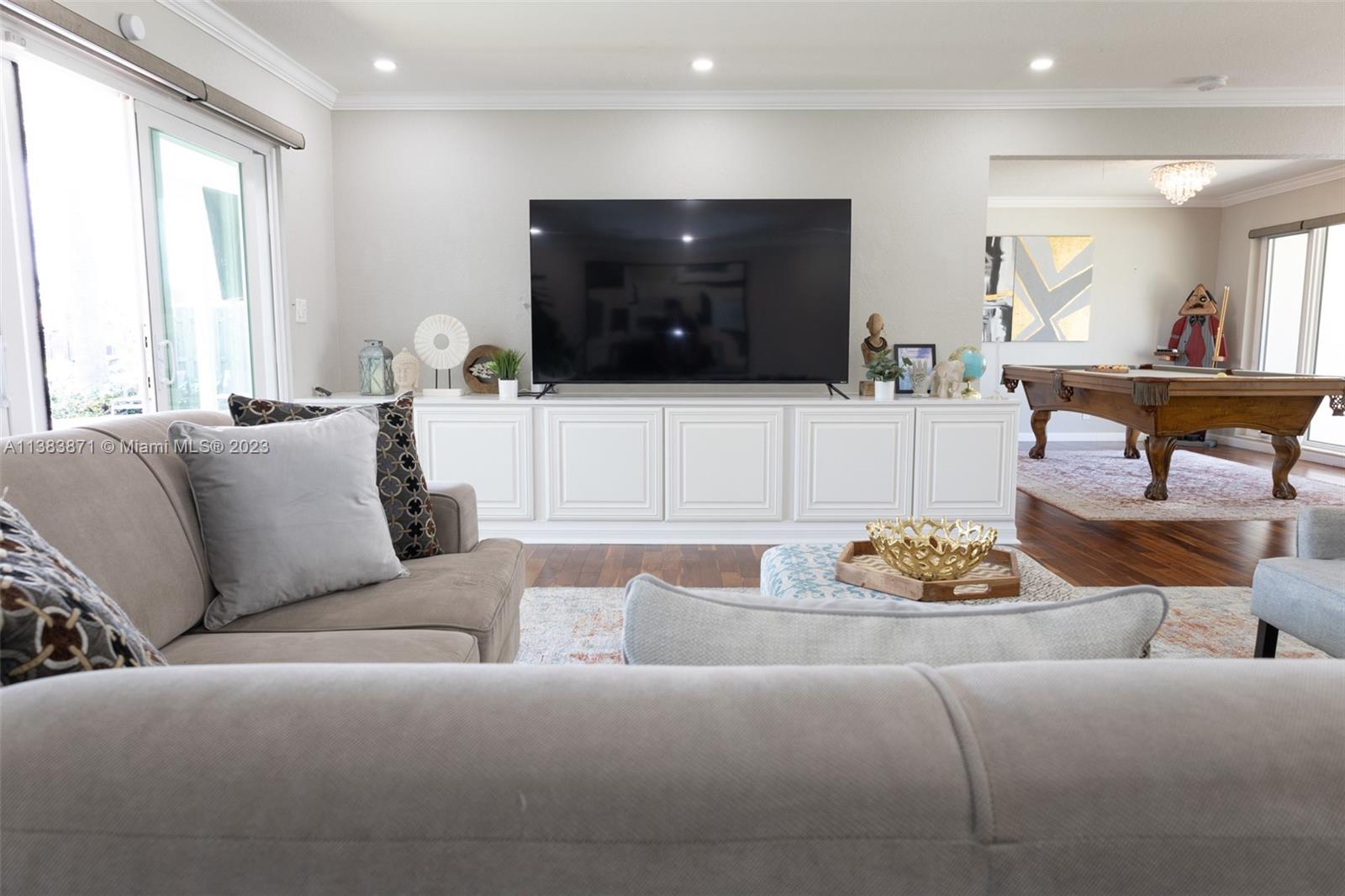 CORAL RIDGE ISLES - Residential Lease