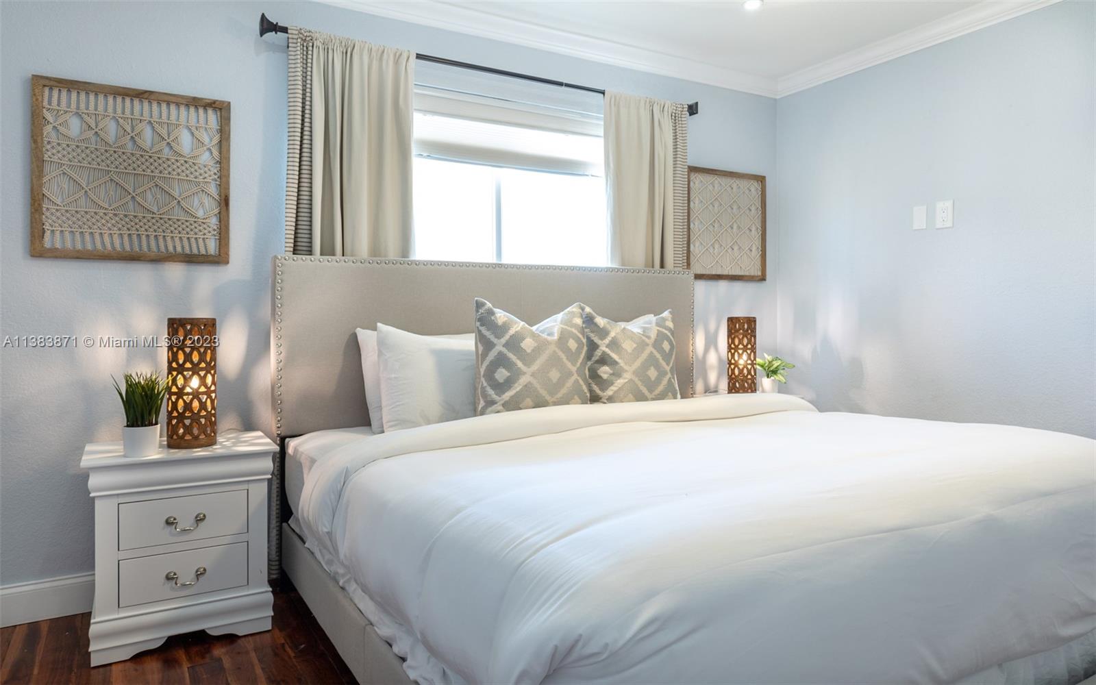 CORAL RIDGE ISLES - Residential Lease