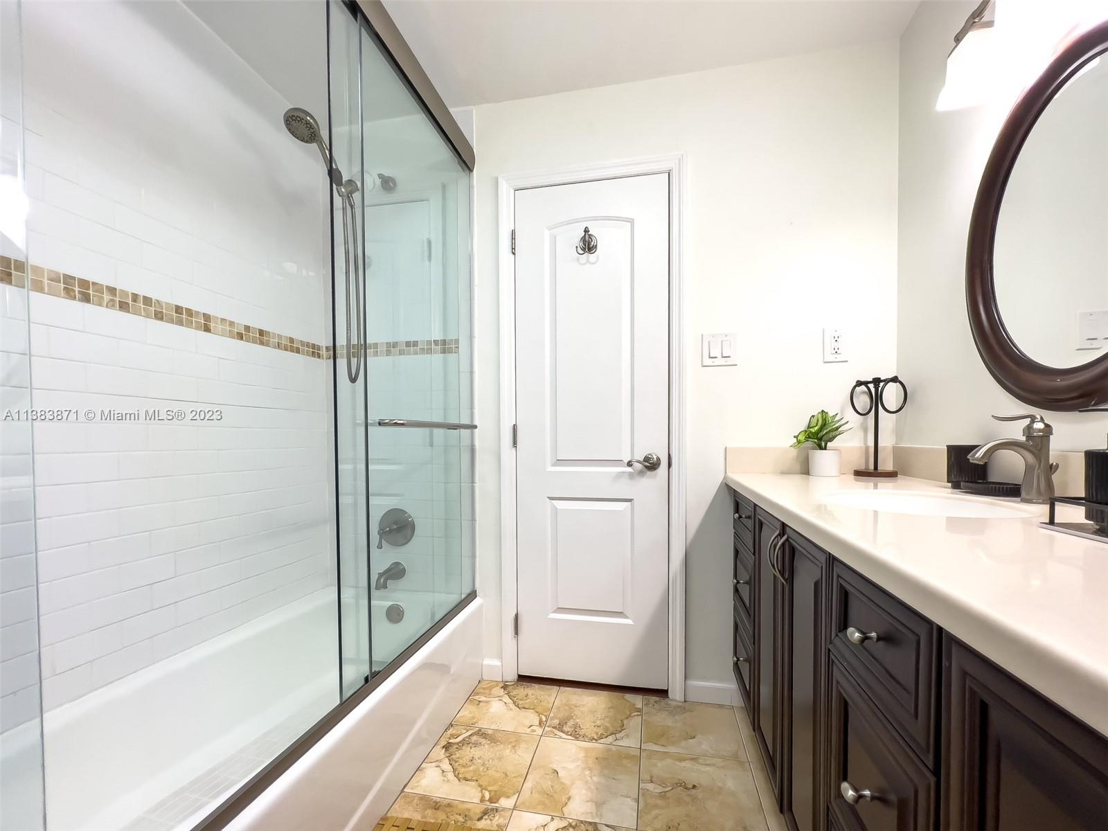 CORAL RIDGE ISLES - Residential Lease