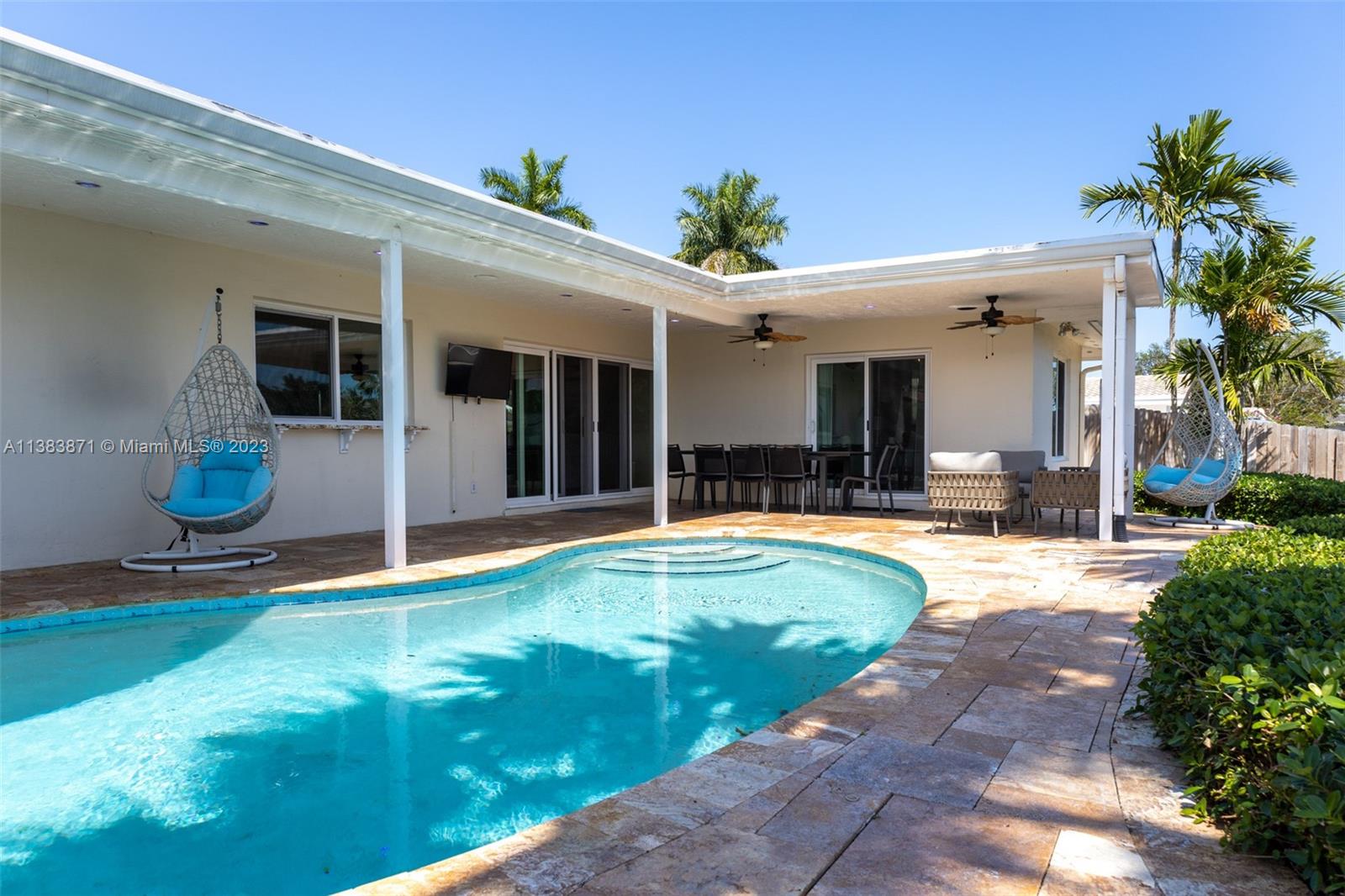 CORAL RIDGE ISLES - Residential Lease