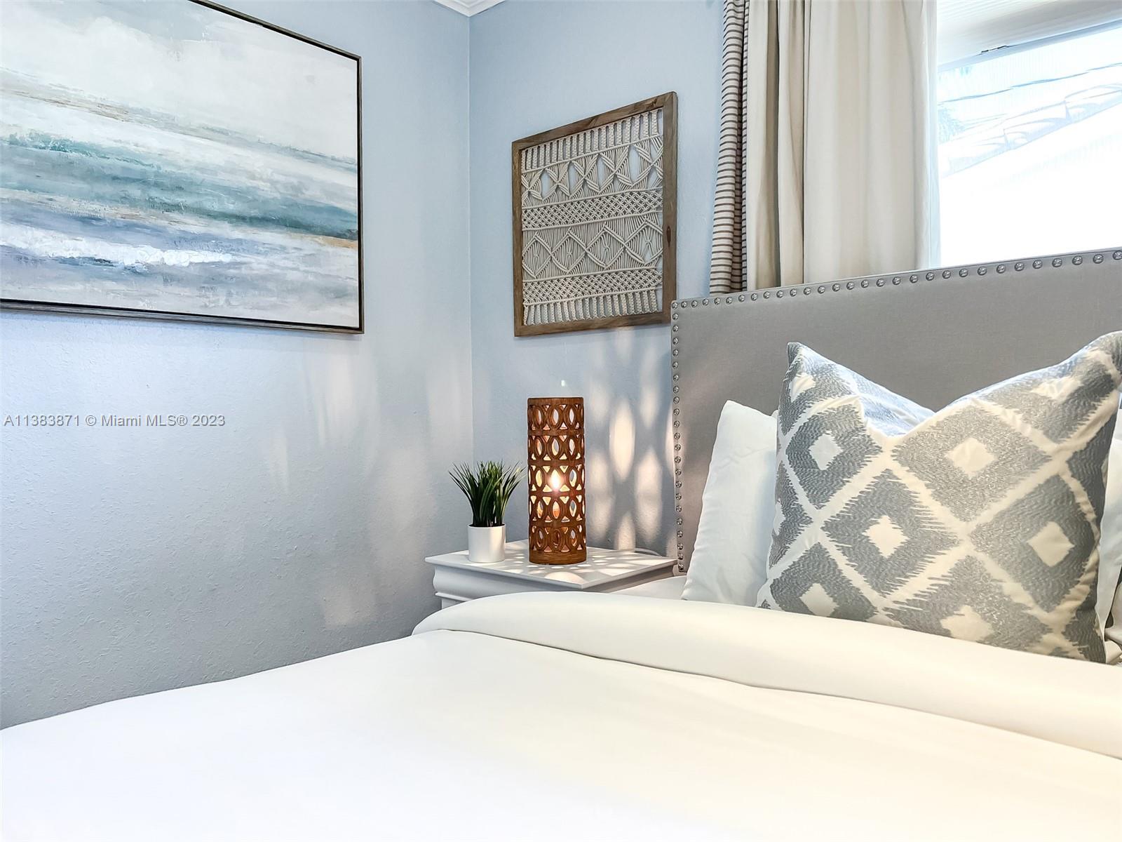 CORAL RIDGE ISLES - Residential Lease