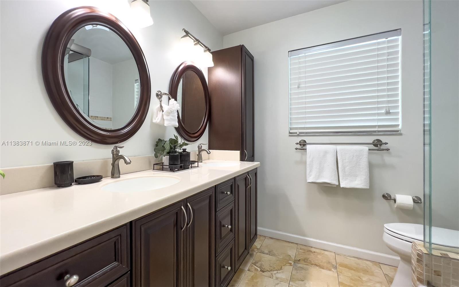 CORAL RIDGE ISLES - Residential Lease