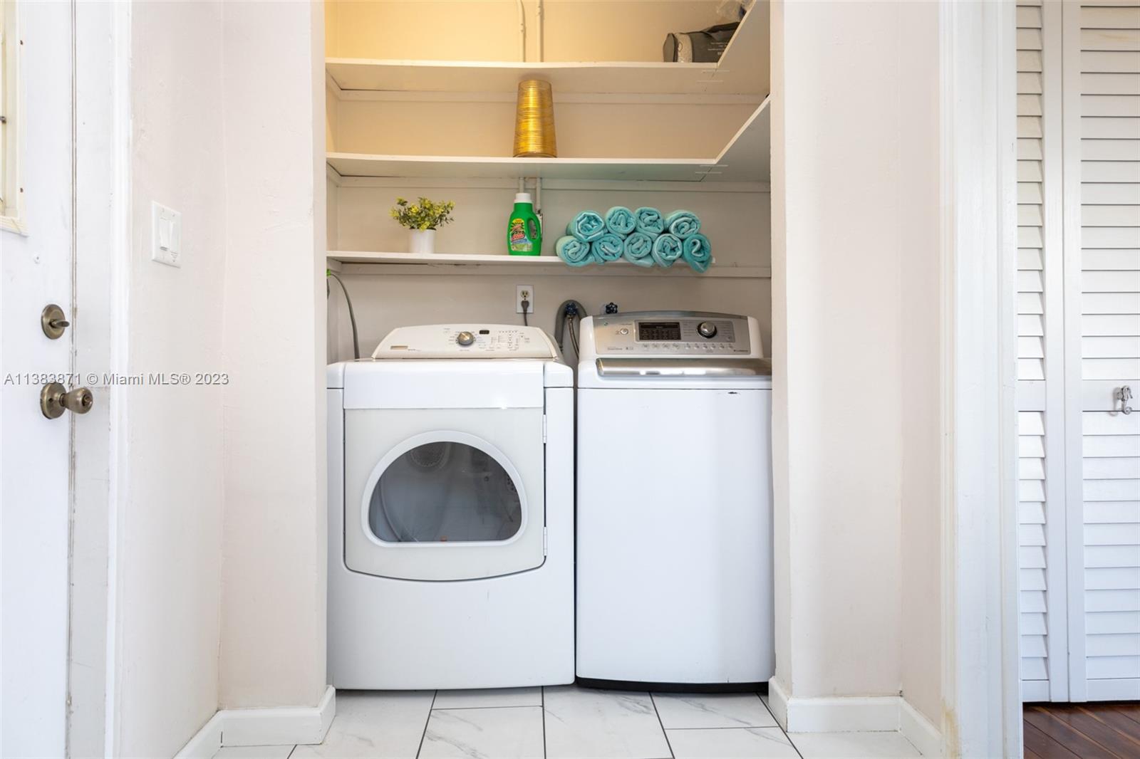 CORAL RIDGE ISLES - Residential Lease