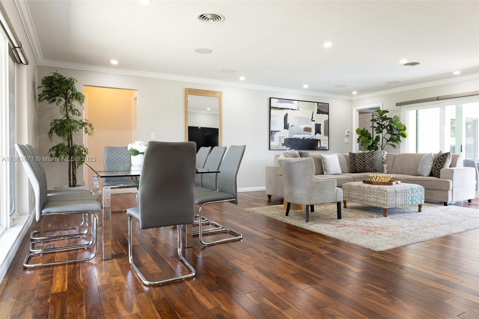 CORAL RIDGE ISLES - Residential Lease