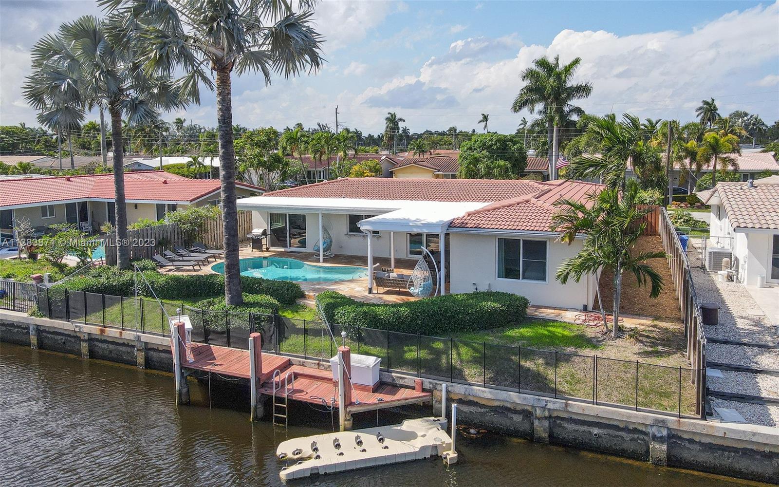 CORAL RIDGE ISLES - Residential Lease