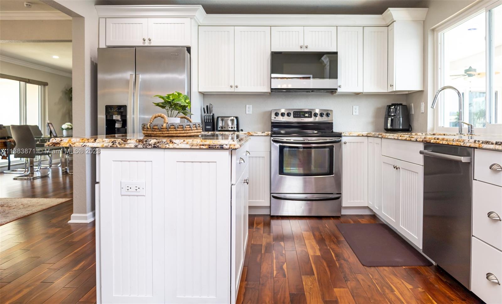 CORAL RIDGE ISLES - Residential Lease