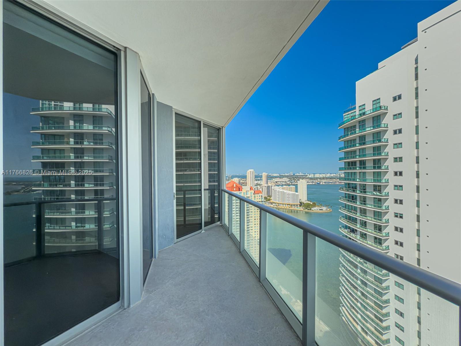 1300 Brickell Bay Dr 4204