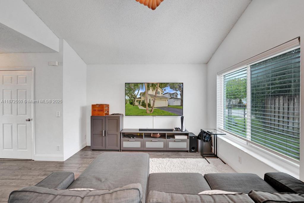 FOREST RIDGE CLUSTER HOME - Residential