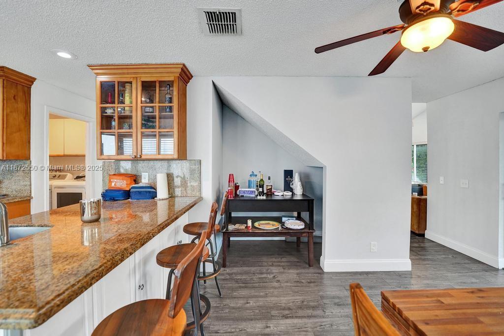 FOREST RIDGE CLUSTER HOME - Residential