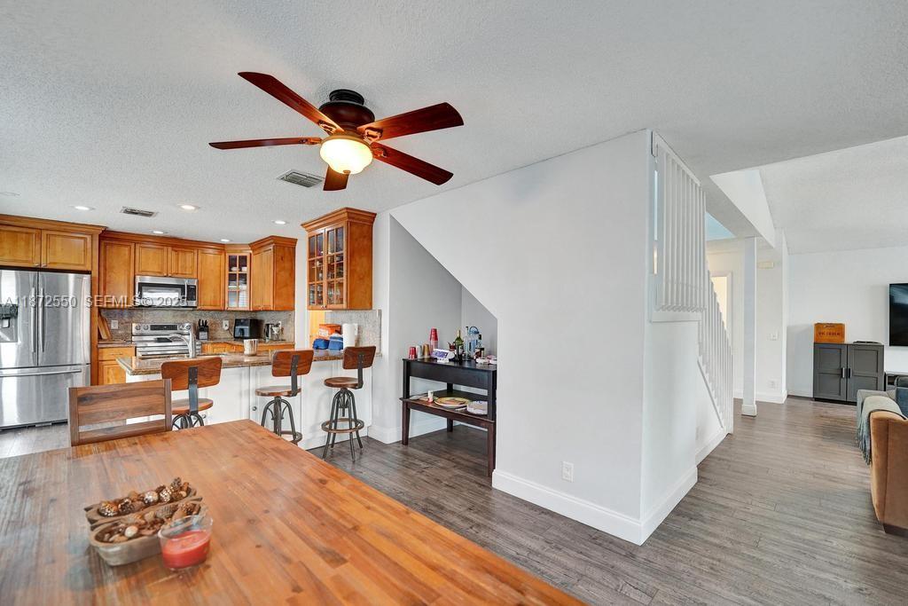 FOREST RIDGE CLUSTER HOME - Residential