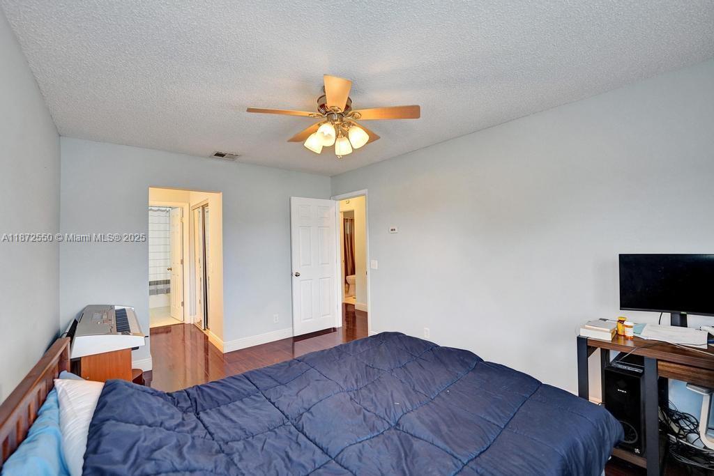 FOREST RIDGE CLUSTER HOME - Residential